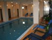 Piscina interioara cu apa termala