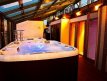 Jacuzzi hotel