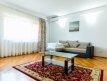 Canapea in apartament 2
