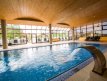 Piscina interioara