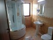 Baie camera cu cabina de dus 6