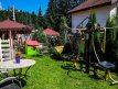 Gradina cu loc de joaca pentru copii