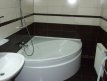 Baie camera cu cada 2