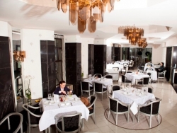 Hotel Continental - Targu Mures - poza 4 - travelro